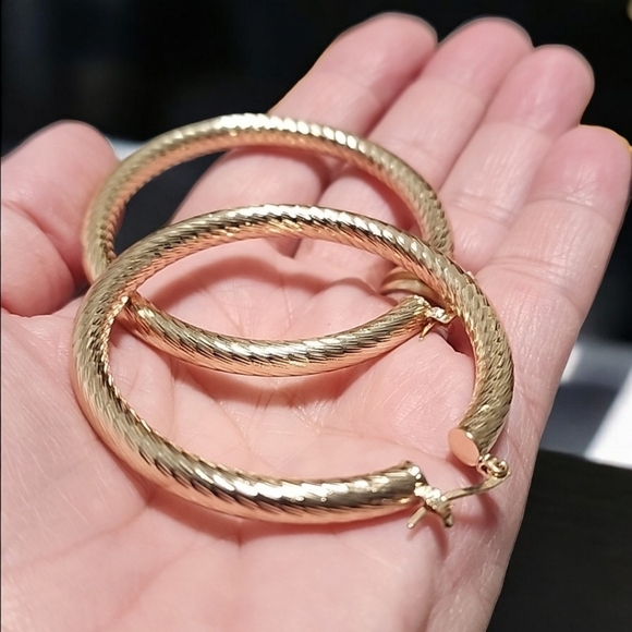 ANNE KLEIN Large Gold Hoops 60mm 2.38" Etched Textured Hoop Earrings Luxe Vibe - Picture 10 of 12